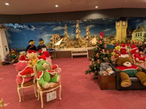 クリスマス仕様になっております♪